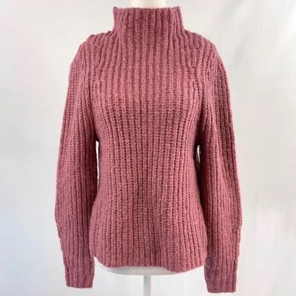 New Leith Chunky Knit Mock Neck Side Slit Sweater Raspberry Pink Size Small - Picture 3 of 15